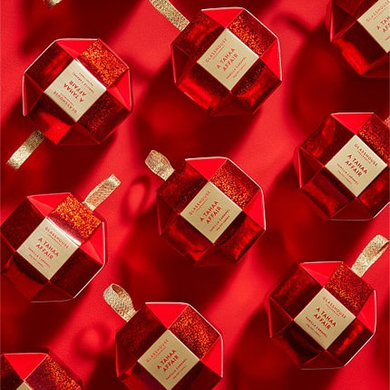 A TAHAA AFFAIR 30G SOY CANDLE BAUBLE - Lillianna Gifts Australia