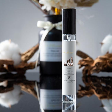 Oud and Cotton flower Flowers and Perfume Size M - Lillianna Gifts Australia