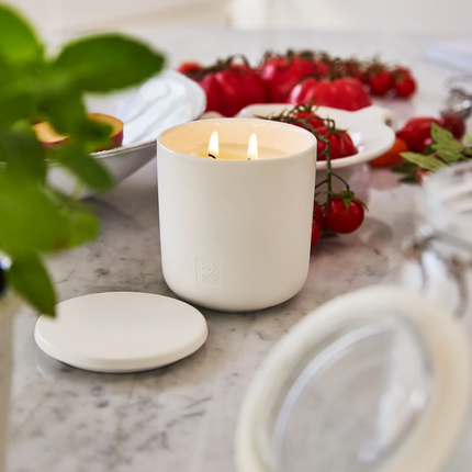 Circa Home Candle Amber & Sandalwood 300g candle & Fragrance Diffuser 250ml - Lillianna Gifts Australia