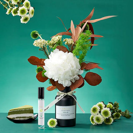 Matcha and Vanilla Flowers and Perfume Size M - Lillianna Gifts Australia