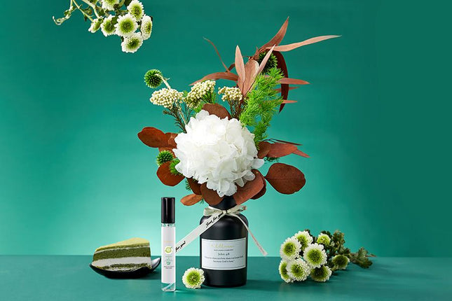 Matcha and Vanilla Flowers and Perfume Size M - Lillianna Gifts Australia