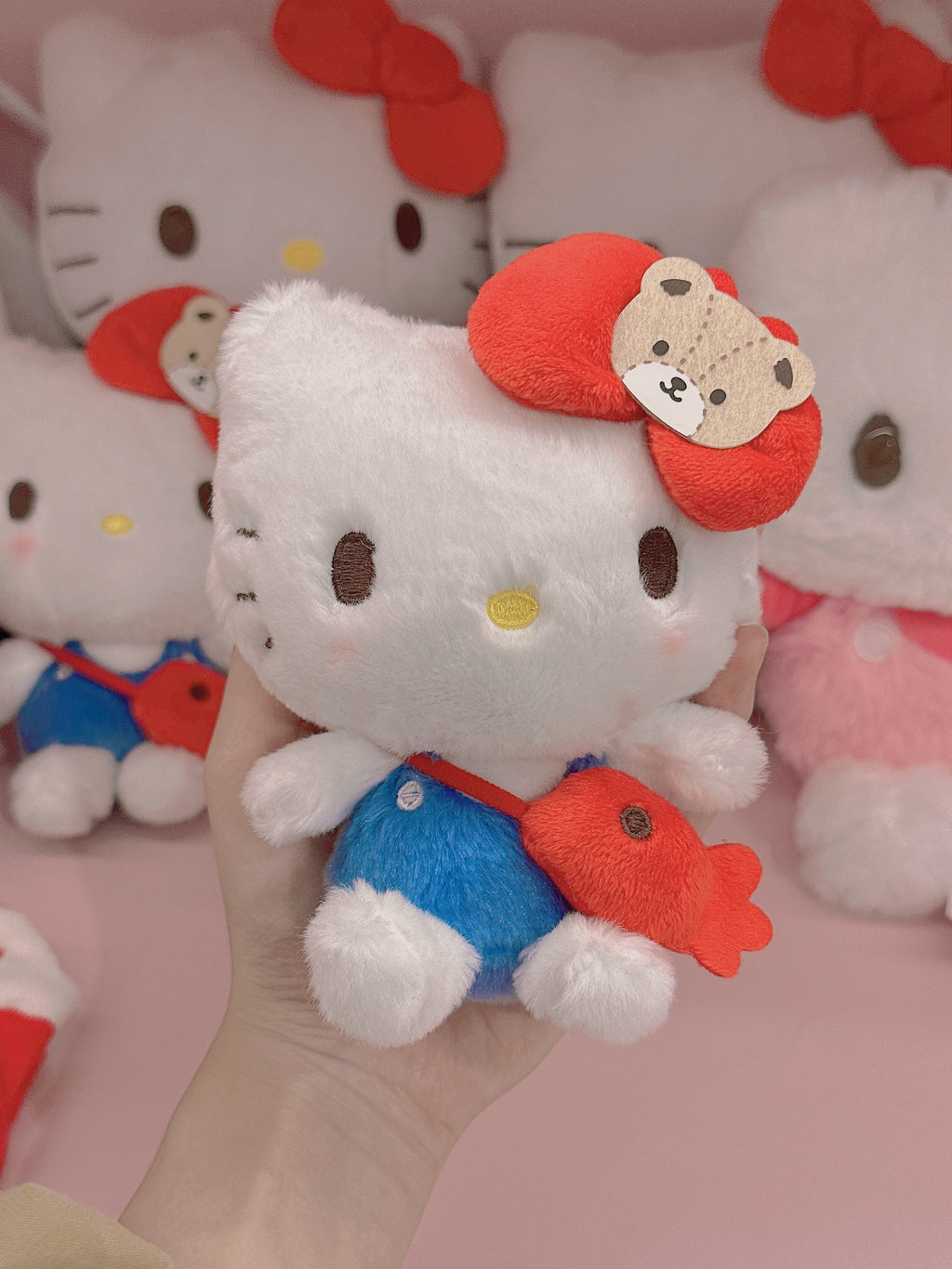 Sanrio Hello Kitty Plush - Small