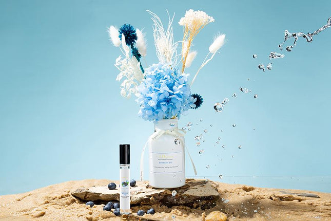 Blueberry and Oceanic Flowers and Perfume Size M - Lillianna Gifts Australia